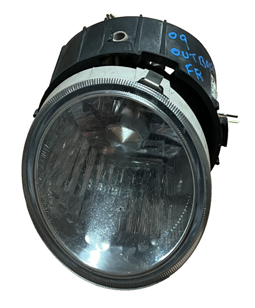 2005 2006 2007 2009 Subaru Legacy Outback Foglight Bumper Lamp Front Right