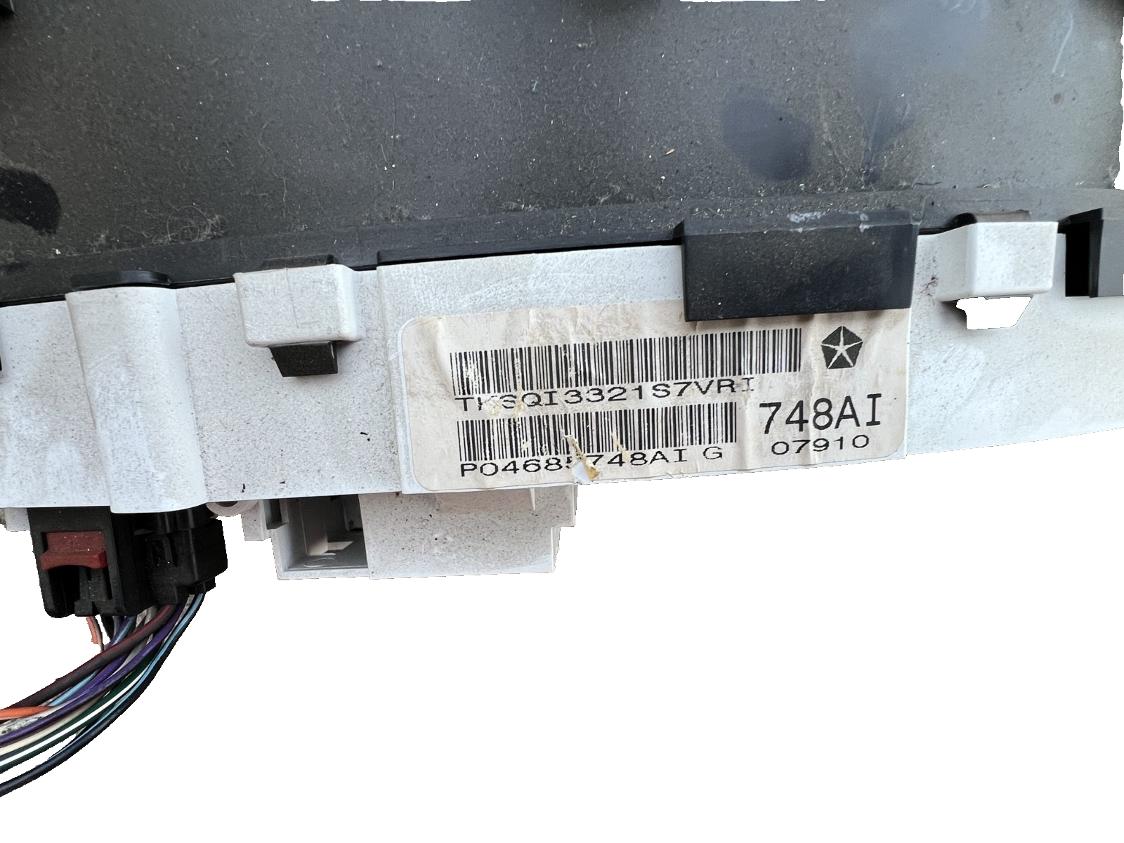 02 2002 Chrysler Town & Country Speedometer Instrument Gauge Cluster 04685748AI