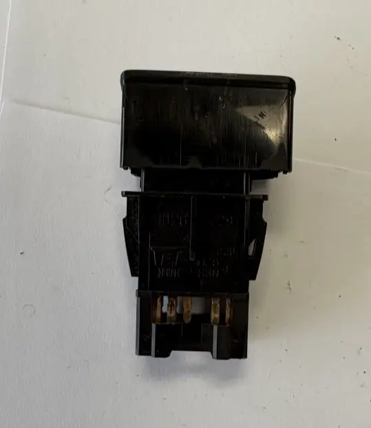 03-06 Honda Accord Emergency Hazard Flasher Light Control Switch Button M19620 by TEC
