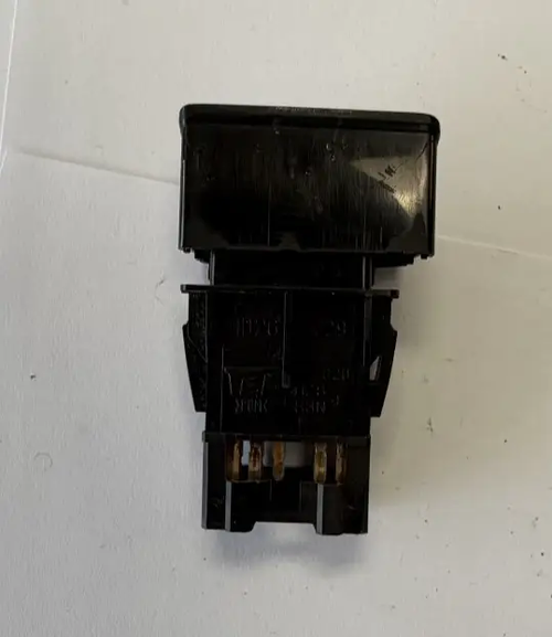 03-06 Honda Accord Emergency Hazard Flasher Light Control Switch Button M19620 by TEC
