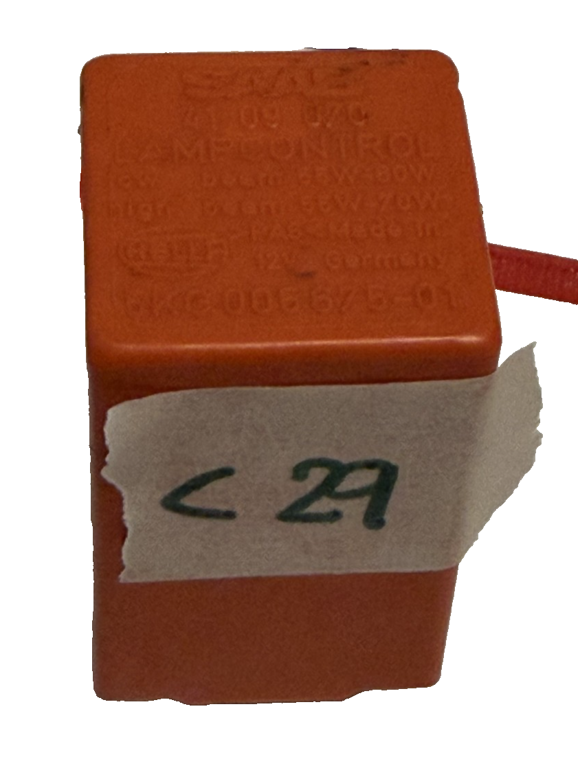 1994 1995 1996 1997 Saab 900 Headlight Lamp Control Relay 12V 41 09 070 Orange