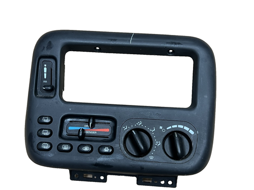 96 97 98 99 00 Dodge Caravan AC Climate Radio Control Panel Bezel P04677917AB