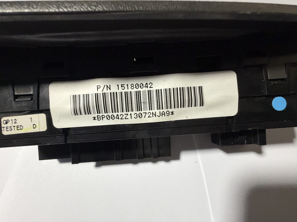 2002-2005 Chevrolet Trailblazer Master Power Window Switch Front LH 15180042