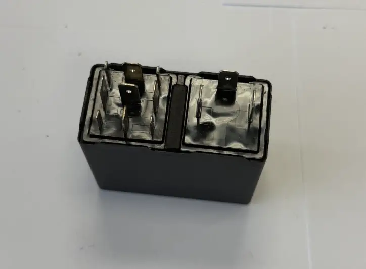 Flasher Relay 12V 4686190 50732 fits 1996-1997 Chrysler Town & Country by Chrysler