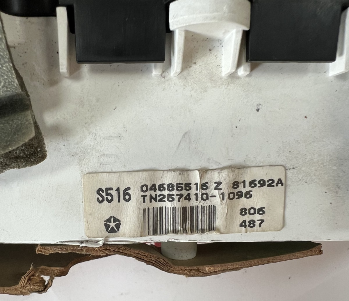 96 1996 Dodge Grand Caravan Instrument Gauge Cluster OEM 04685516, TN257410 1096