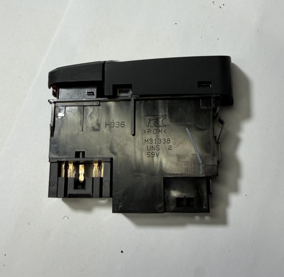 2006 2007 2008 Honda Pilot Emergency Hazard Switch Button M31338 Black