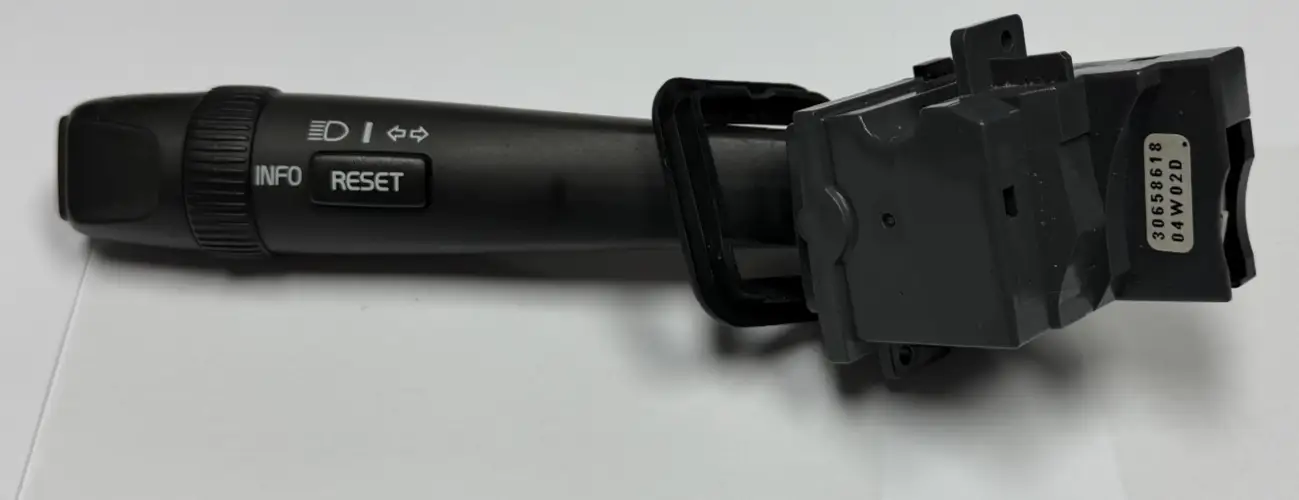 Turn Signal Switch 30658618 Black fits 1999-2004 Volvo S60 S80 V70 XC70 XC90 by Unbranded