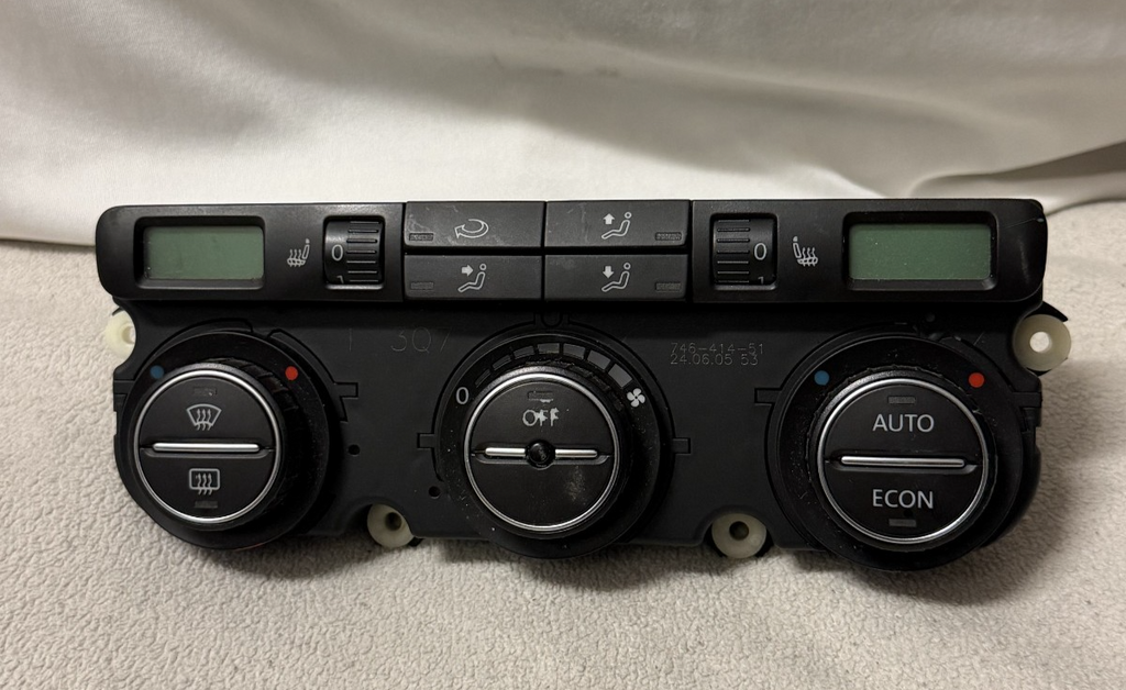 2006 Volkswagen Jetta Climatronic Dual Zone Heater AC HVAC Control Panel