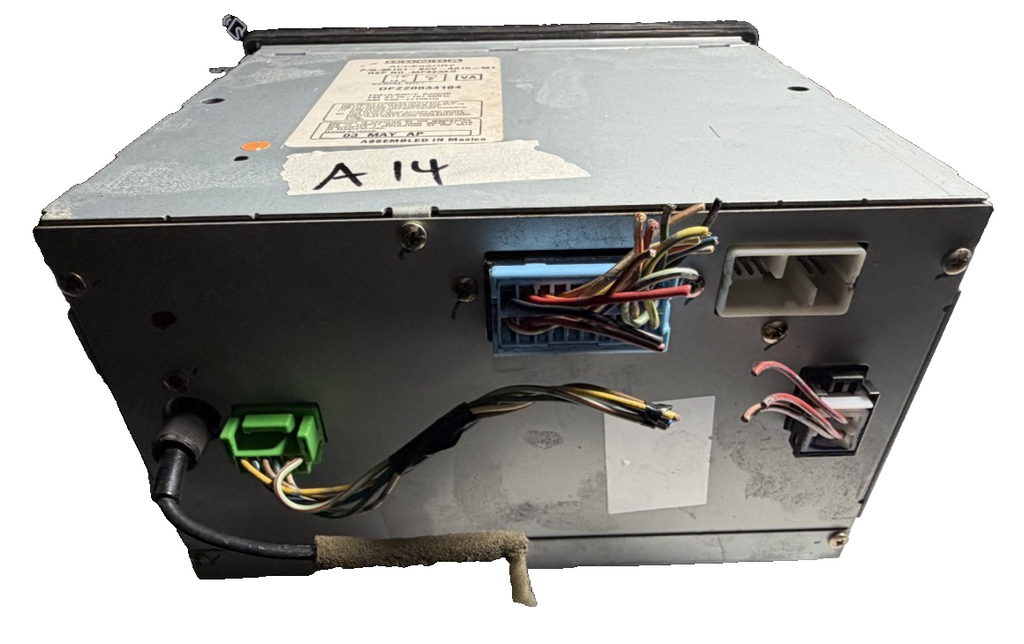 2003 2004 2005 2006 Honda Element AM FM Radio Stereo CD Player 39101 SCV A010 M1