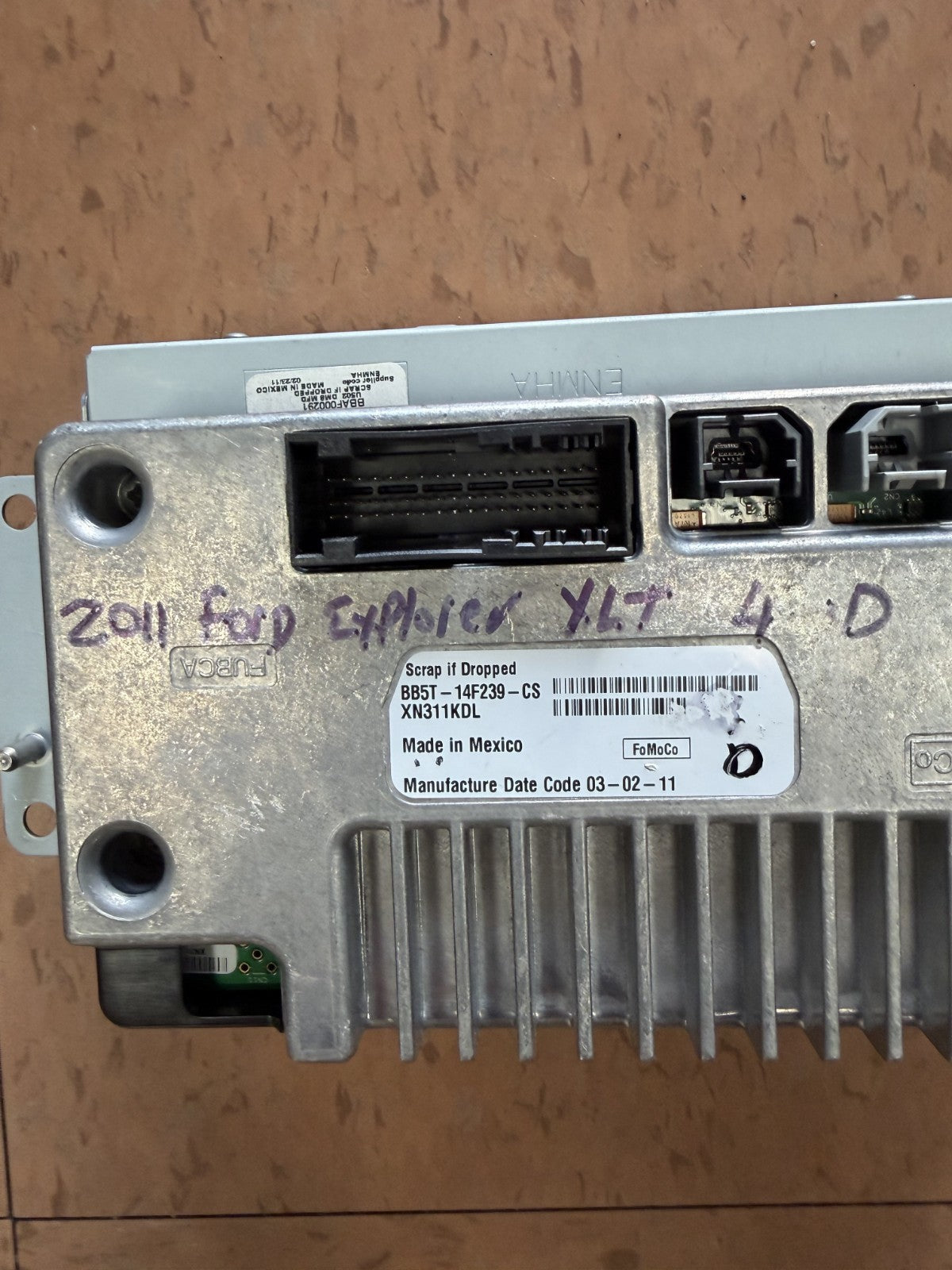 2011-2014 Ford Explorer Radio Info Display Screen with Module BB5T-14F239-CS