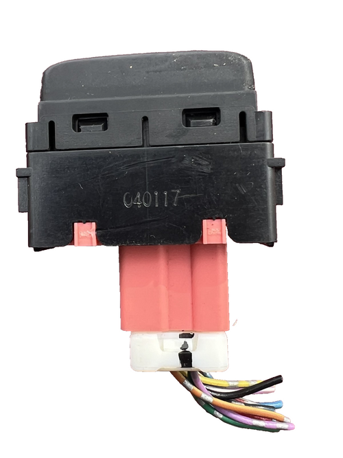 040117 - Nissan Mirror Switch