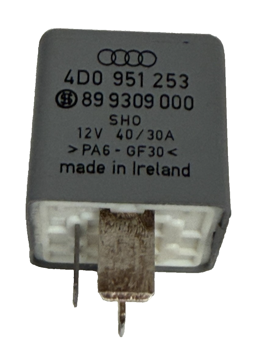 98-00 Volkswagen Passat GLS Accessory Fuel Pump Relay 4D0 951 253, 89 9309 000