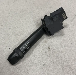 Volvo S60 S80 V70 XC70 XC90 Turn Signal Switch 30669738 04W30D Replacement