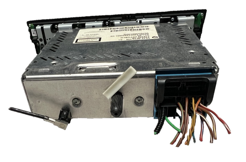 10-13 BMW E82 E88 E90 CD Radio Professional Tuner Receiver CD Player 9226398