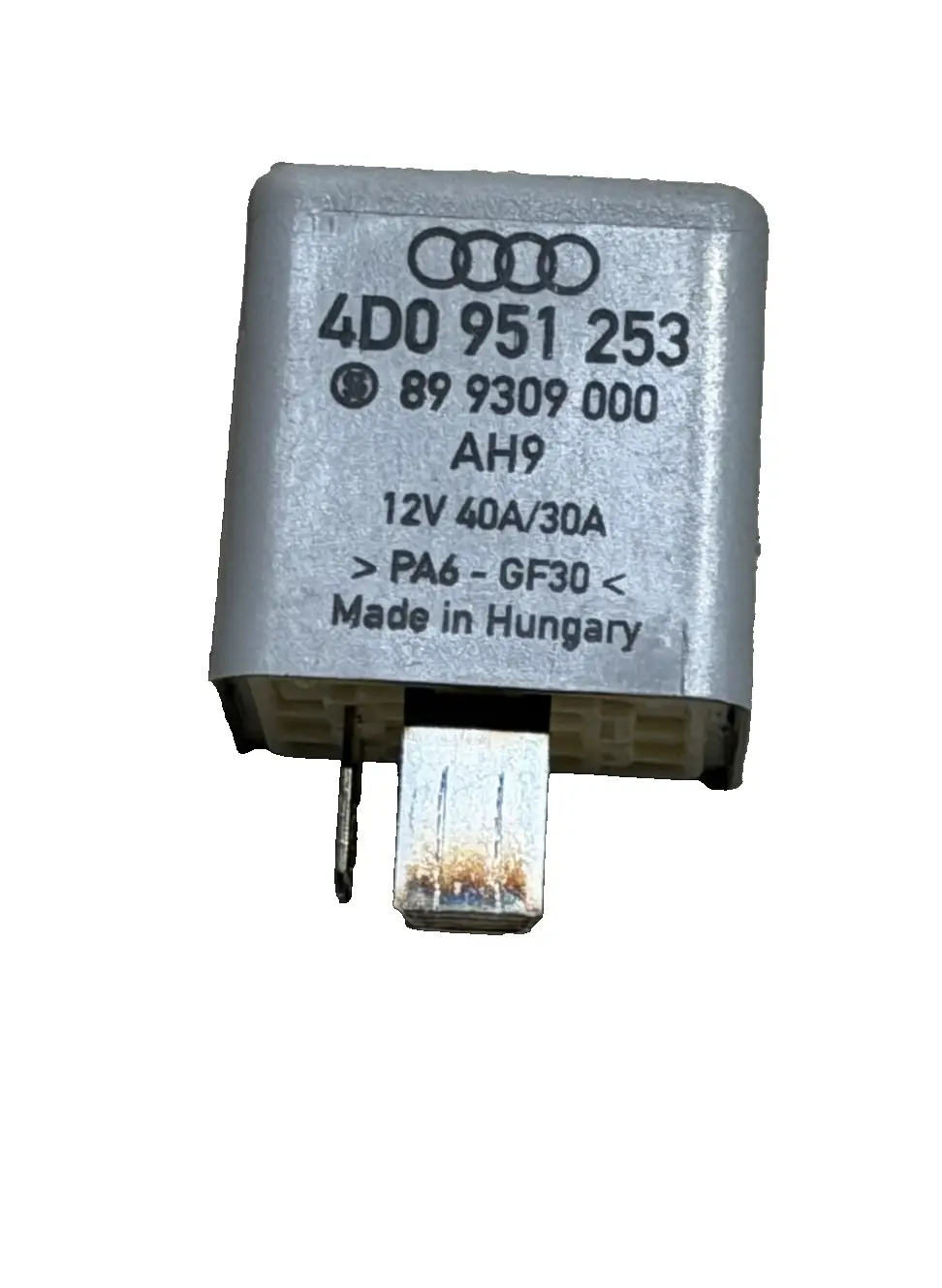 1992-2004 Audi S4 S6 A4 Fuel Pump Relay 12V 40A 30A #372 4D0 951 253 by Audi
