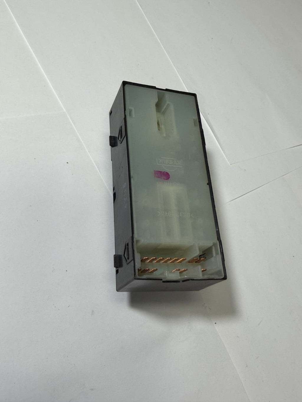 2004 2005 2006 2007 2008 2009 Nissan Quest Window Switch Right RH Passenger Side