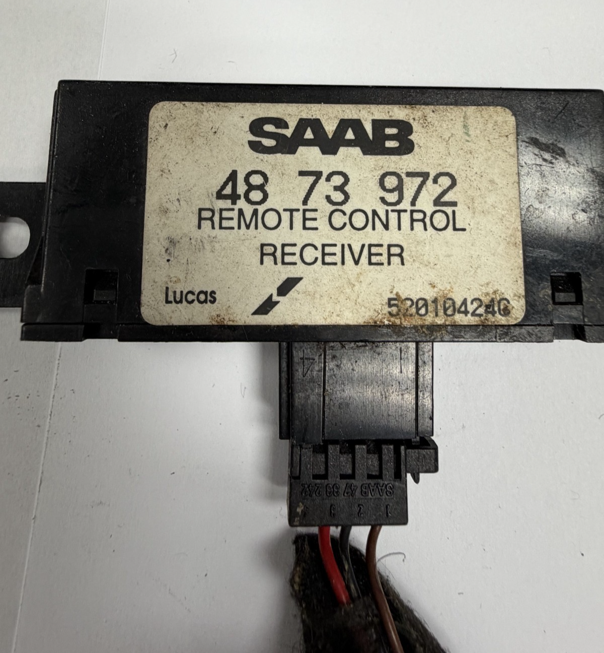 99 1999 Saab 9–5 95 Alarm Remote Control Receiver 48 73 972 Black
