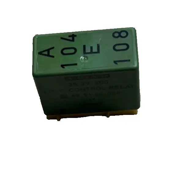 1992-1997 Volvo V70 850 S70 Light Conrol Relay 12V 35 23 200, 89 5166 000 by Volvo