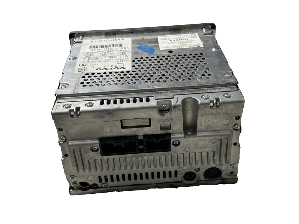 Radio Stereo CD Player 3533771 1 fits 97 98 99 00 01 02 03 04 Volvo 850 S70 by Volvo