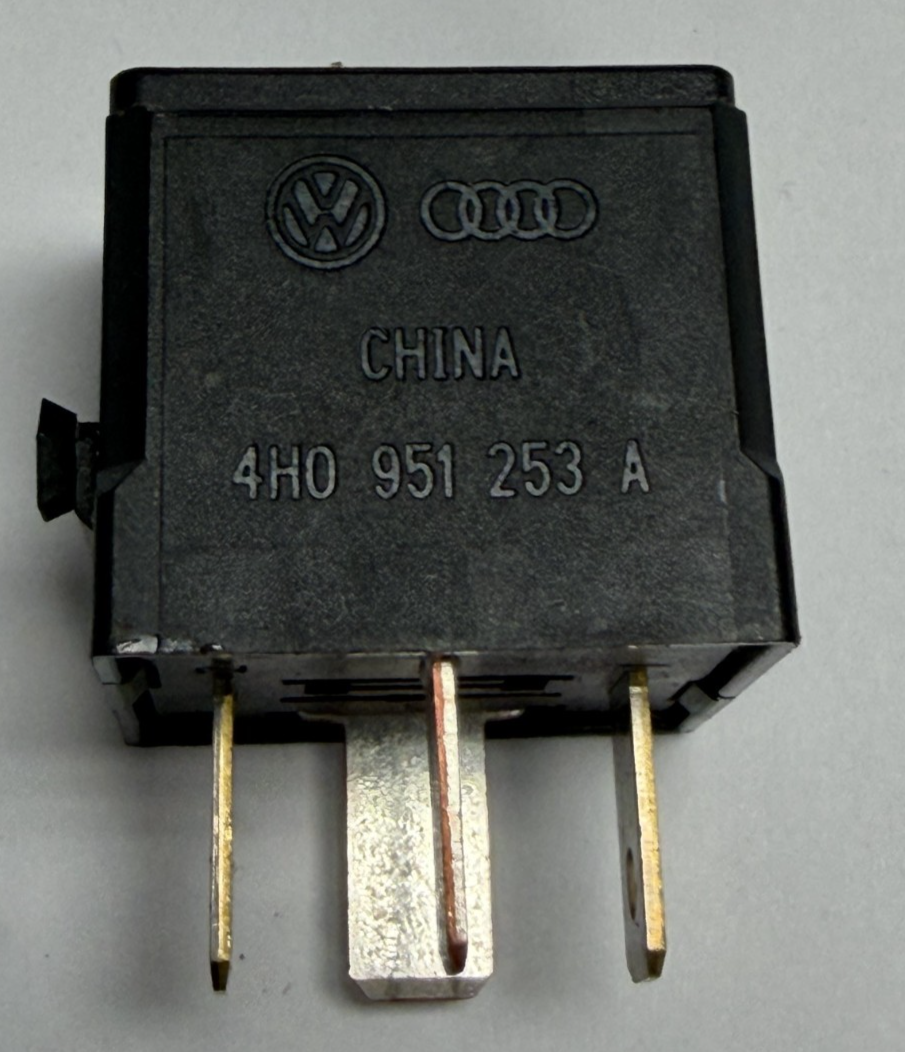 2005-2017 Audi Volkswagen Fuse Multifunction 4-Pin Relay 4H0 951 253 A Black