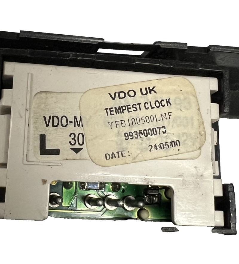 1999-2004 Land Rover Discovery Series 2 Dash Clock OEM YFB100500LNF, 993500073