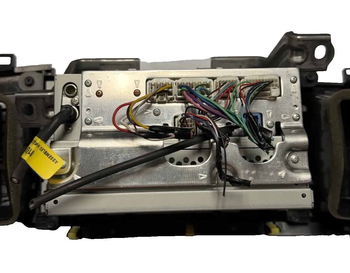 2011-2014 Toyota Sienna AM FM CD MP3 Radio Receiver with Vent 86120 08270 by Toyota