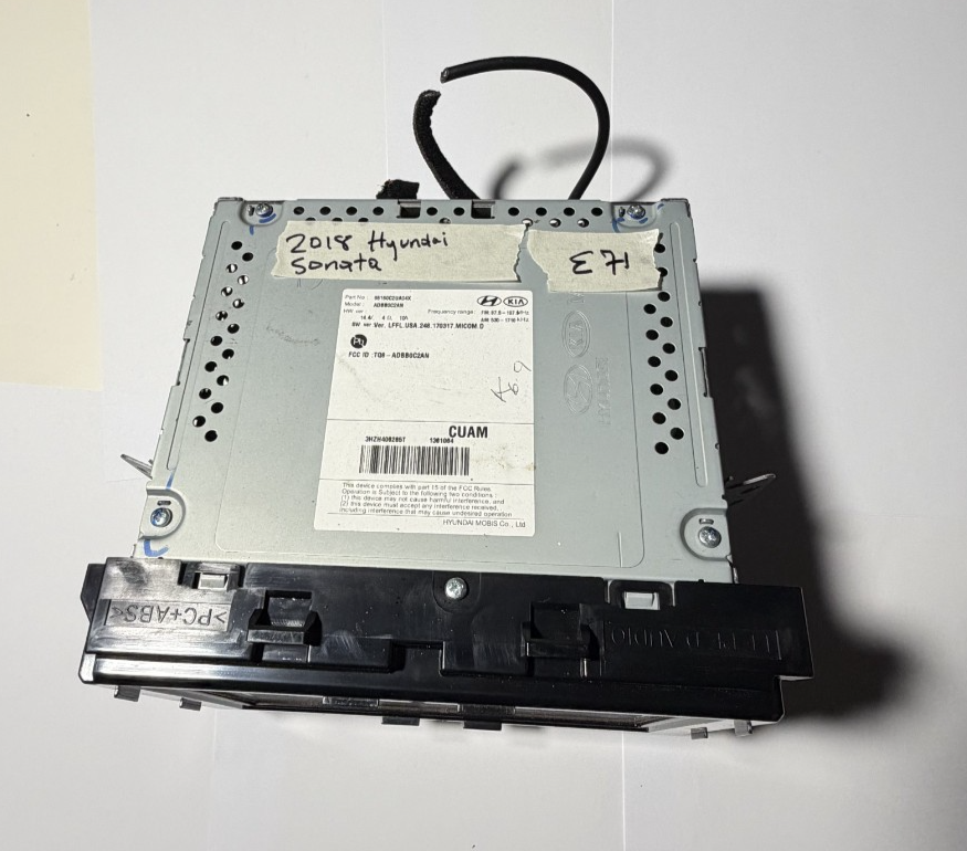 2018-2019 Hyundai Sonata AM FM CD Radio Receiver Display Screen 96160C2UA04X