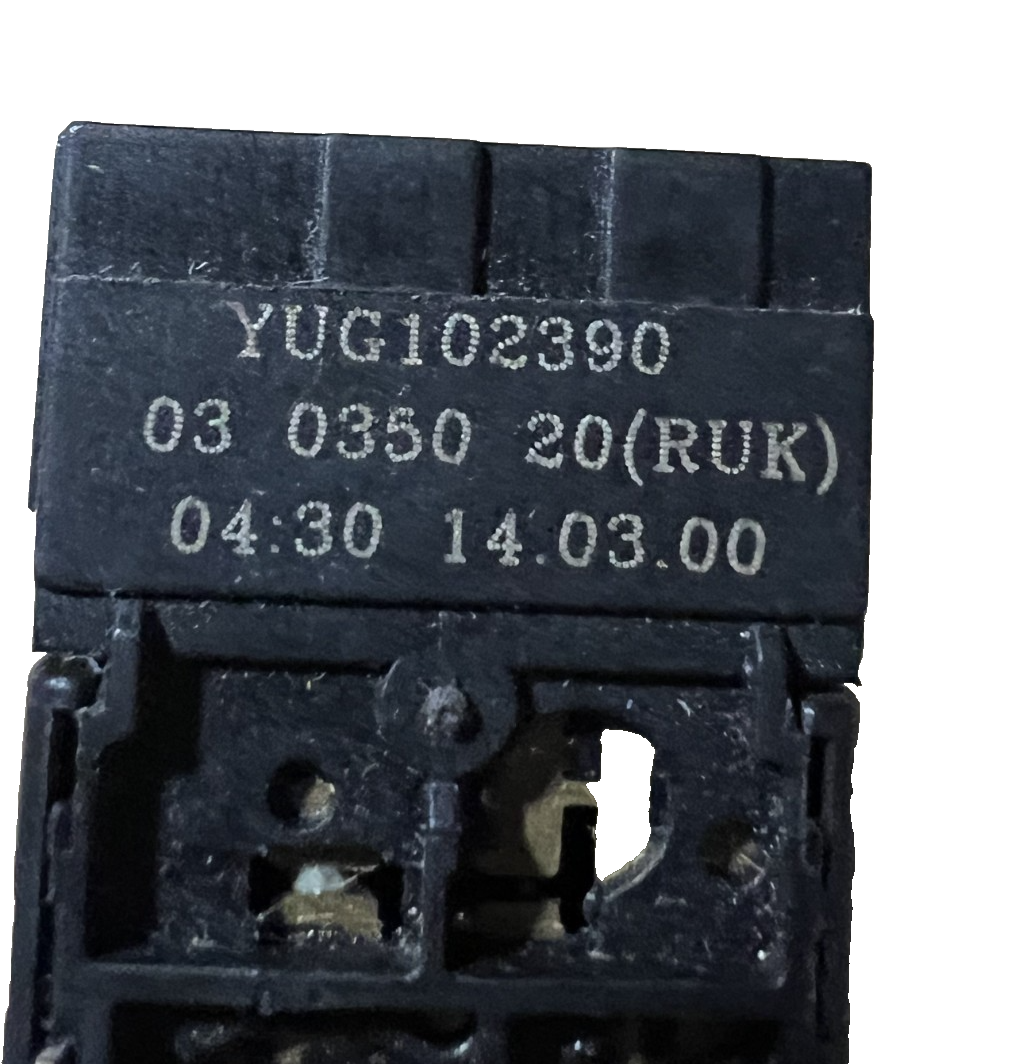 Fuel Door Button YUG102390 fits 99 00 01 02 03 04 Land Rover Discovery