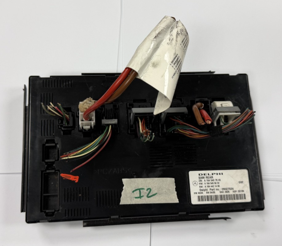 06-12 Mercedes ML350 Rear SAM Signal Acquisition Control Module 28027534