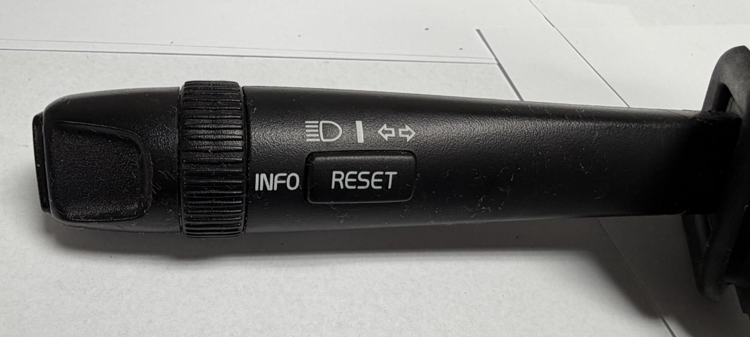 2005 2006 2007 05 06 07 Volvo XC90 Turn Signal Directional Switch 31268566