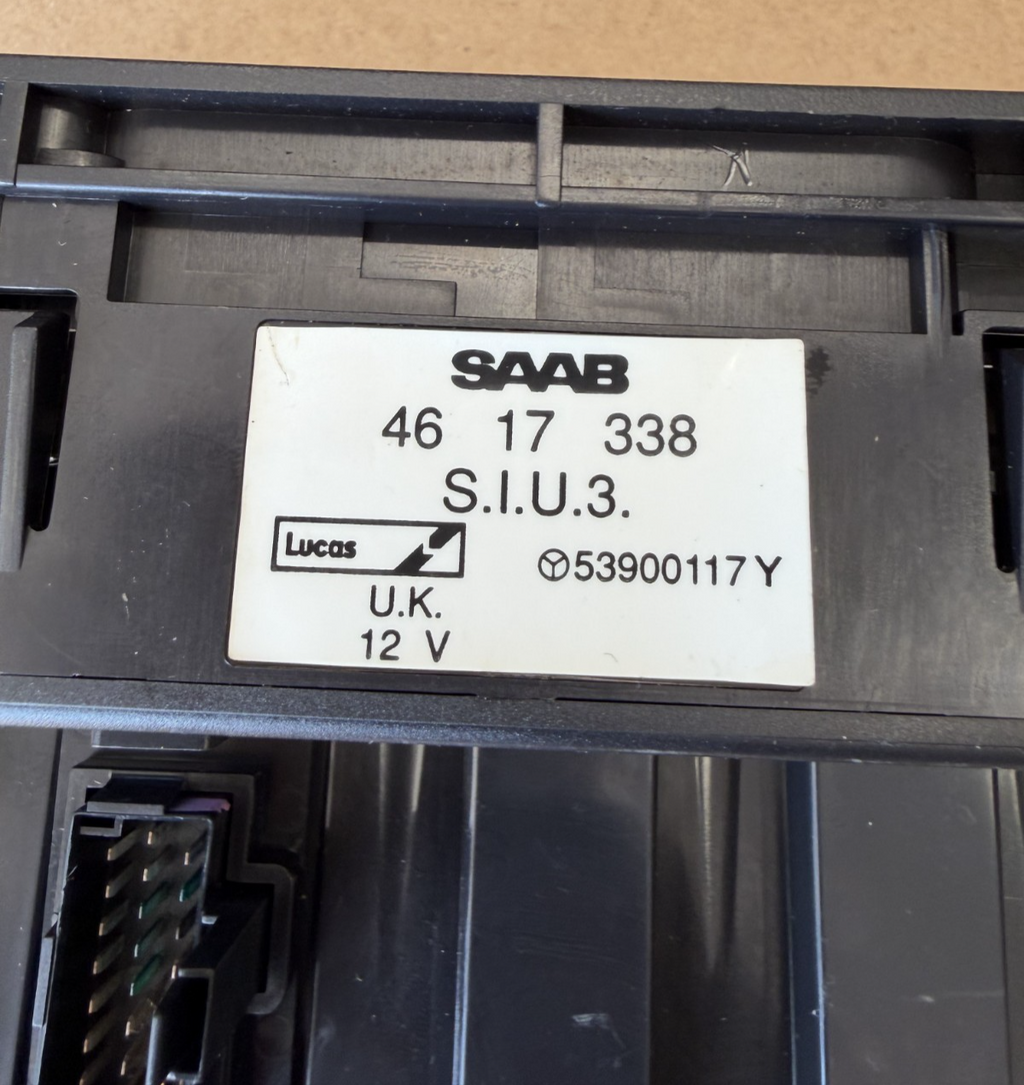 1994-1998 Saab 900 Clock Information Display Screen Panel 46 17 338 Black