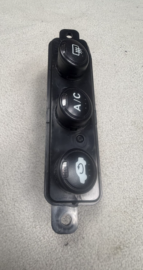 AC Heater Temperature Control Panel A010 NH-365L fits 01-05 Honda Civic