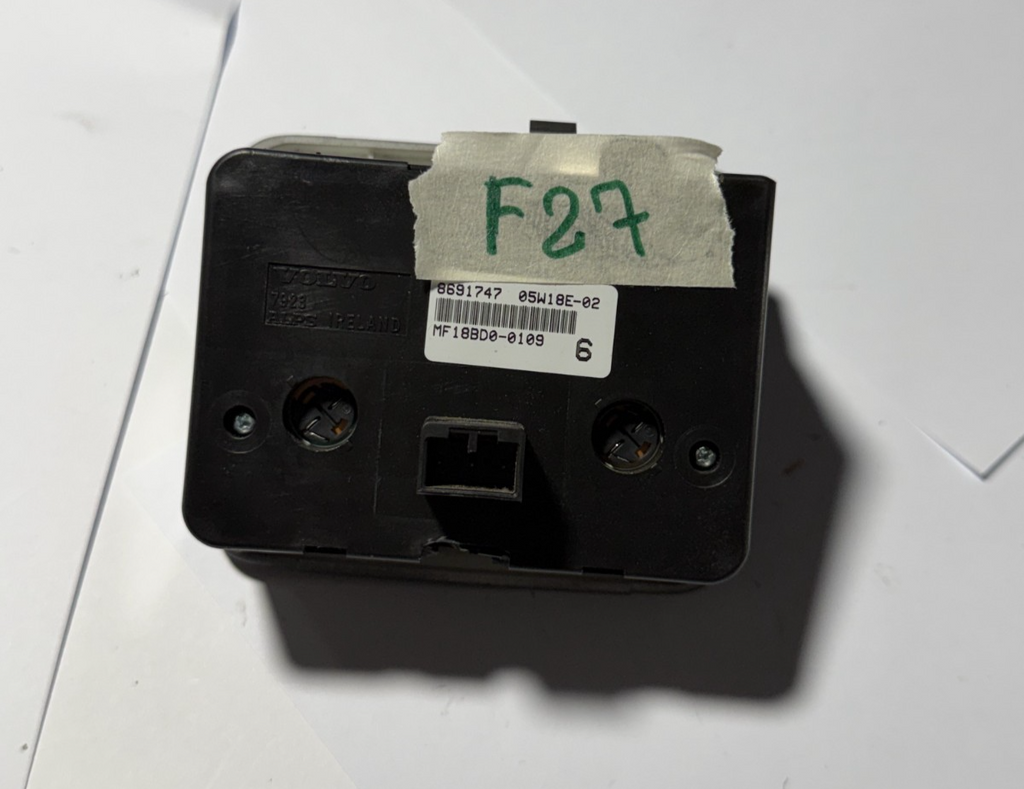 2004 2005 Volvo S80 Headlight Fuel Fog Light Control Switch 8691747 Black