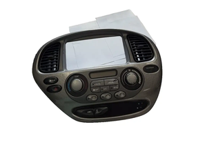 AC Heater Climate Control 84010 0C172 B0 Fits 2001 2005 Toyota Sequoia