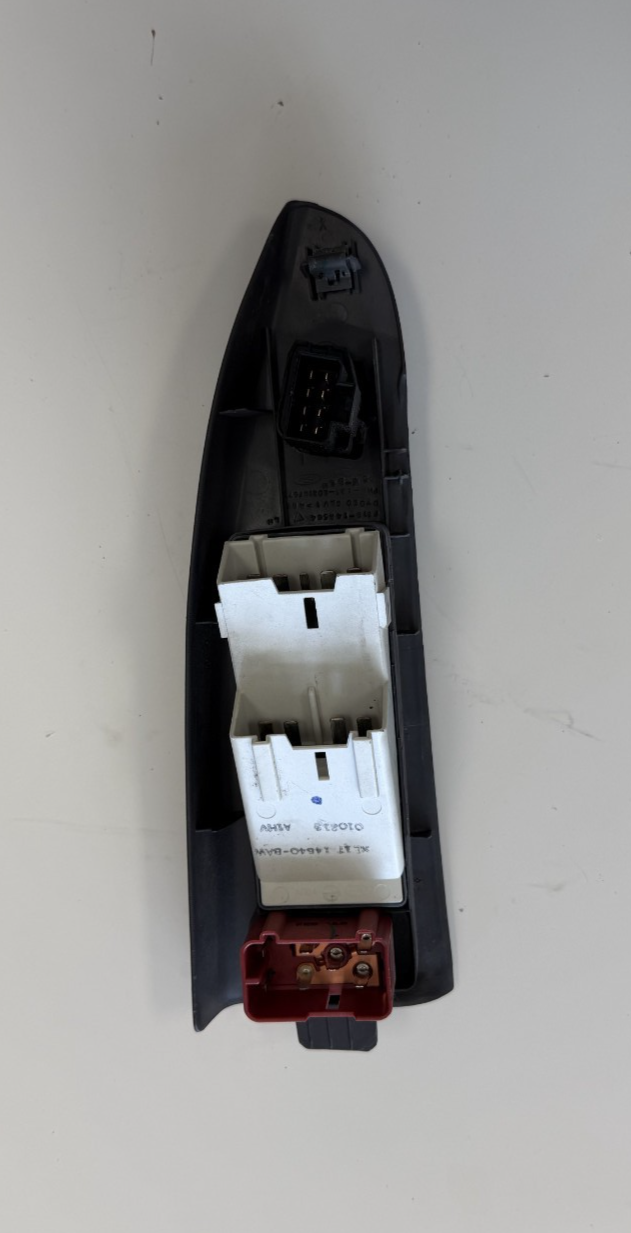 2000-2001 Ford Excursion Left Driver Master Lock Window Switch XL1T 14540 BAW