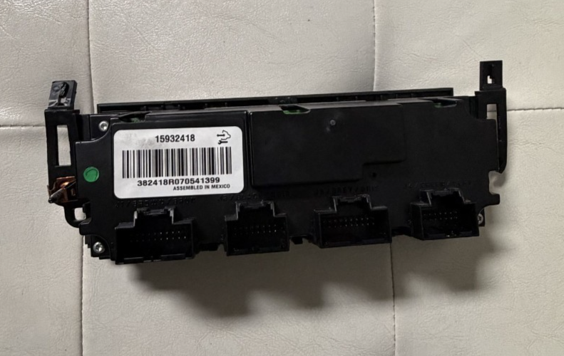 2007-2011 Chevrolet Tahoe AC Heater Temperature Climate Control 15932418