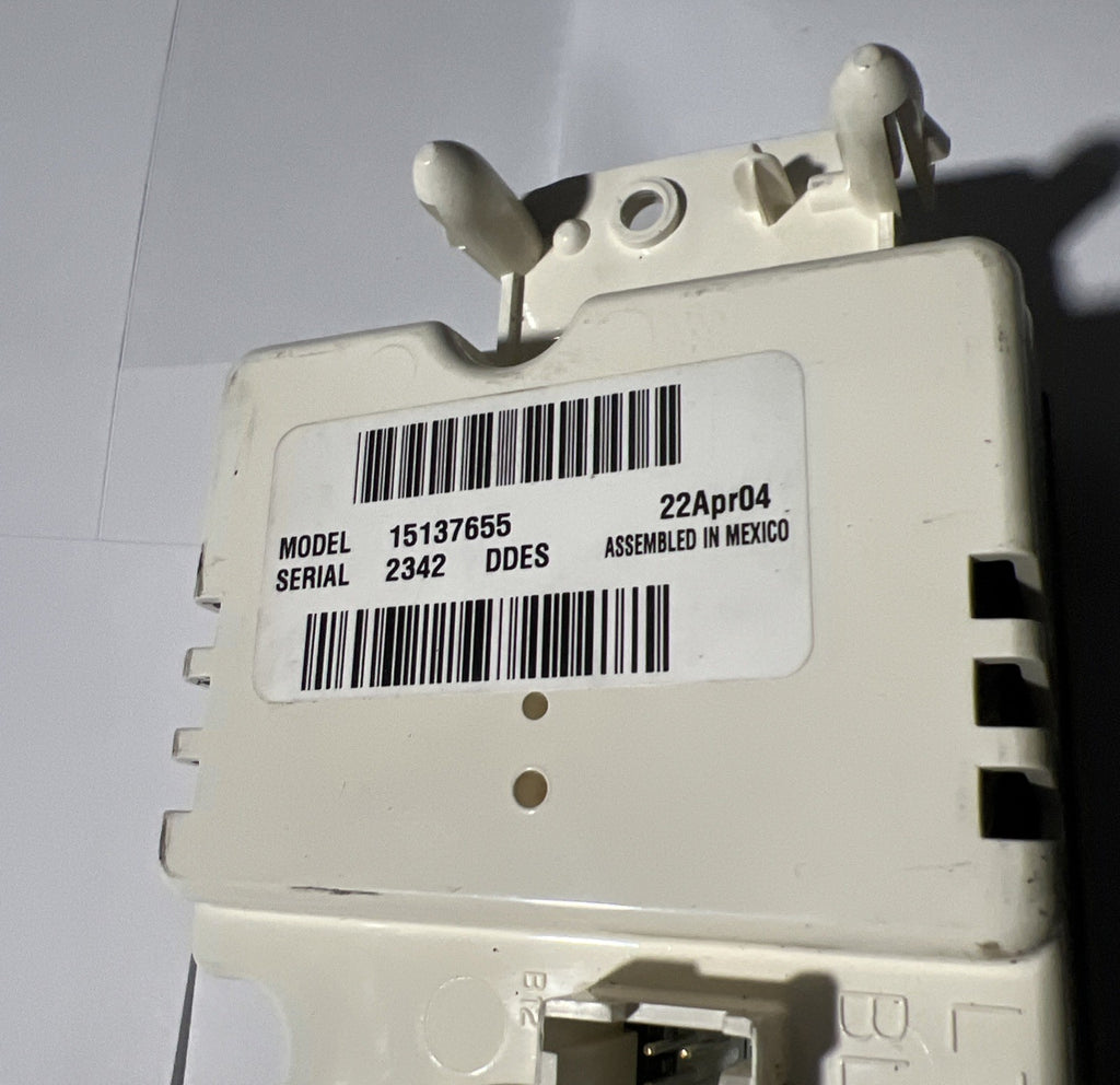 2003-2006 Chevrolet Tahoe AC Heater Climate Control Switch Panel 15137655