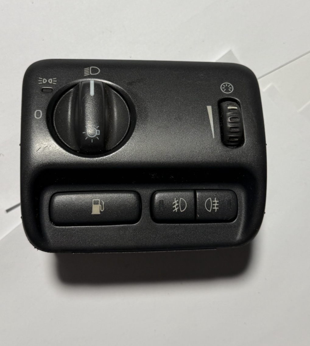 99 00 01 02 03 Volvo S80 Headlight Head Light Switch 8645707, MF49340-0084