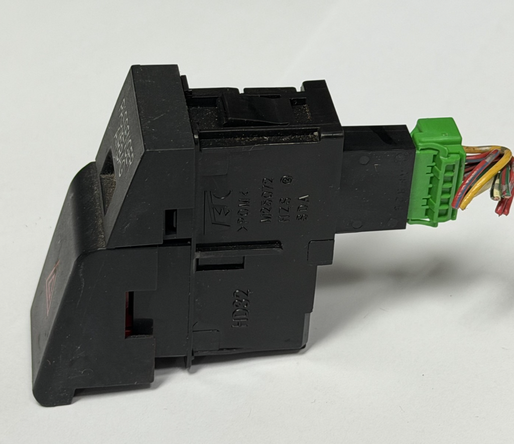2003-2007 Honda Accord Hazard Emergency Switch Control Button M25072 Black