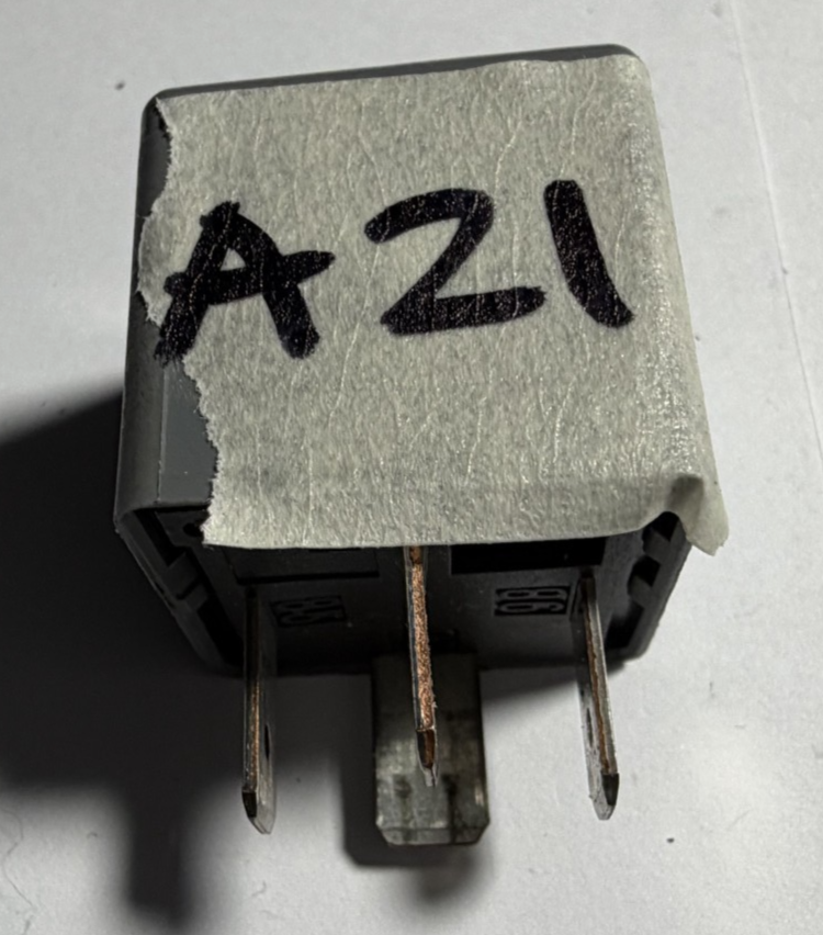 1985-1999 Volkswagen Passat Multifunctional Relay #373 8D0 951 253A Gray