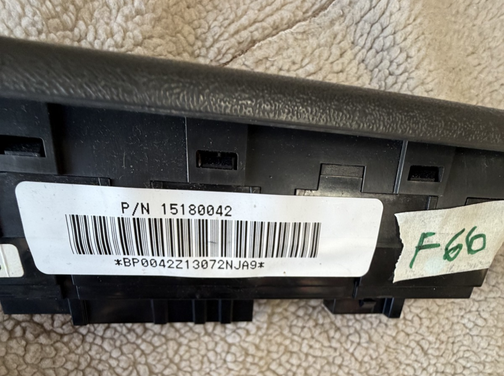 02-05 Chevrolet Trailblazer Master Power Window Switch Front LH Left 15180042