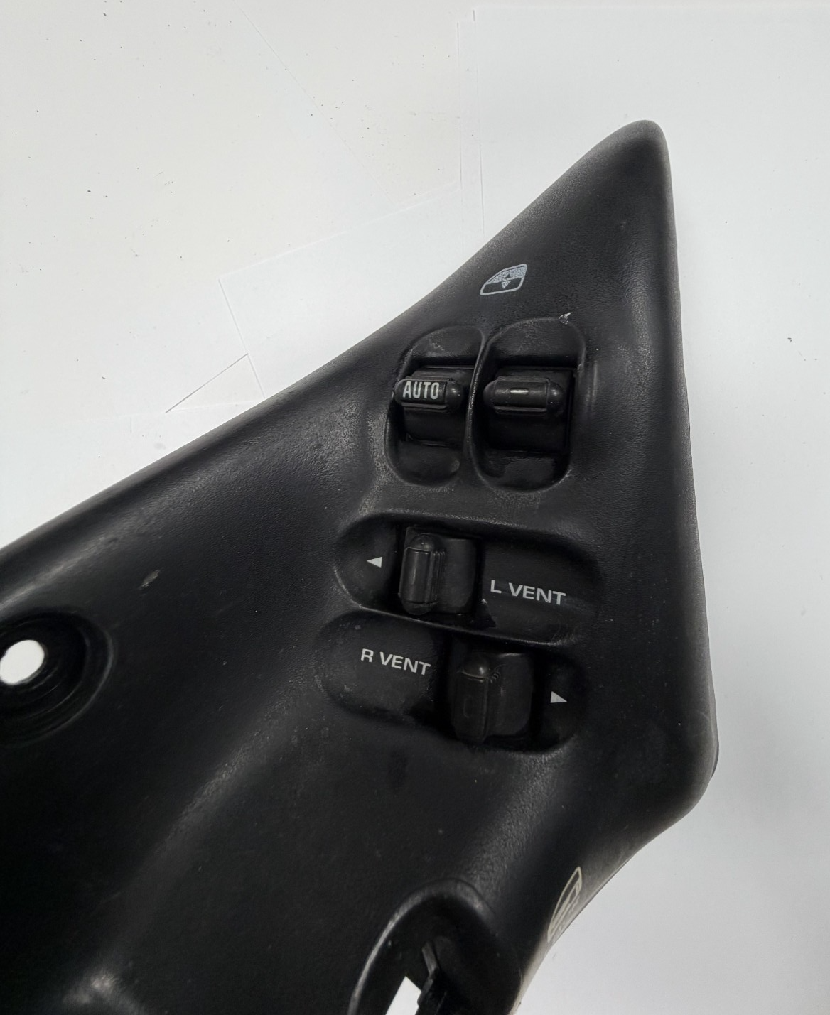 1996 1997 1998 1999 2000 Dodge Caravan Master Window Switch 685503B Black