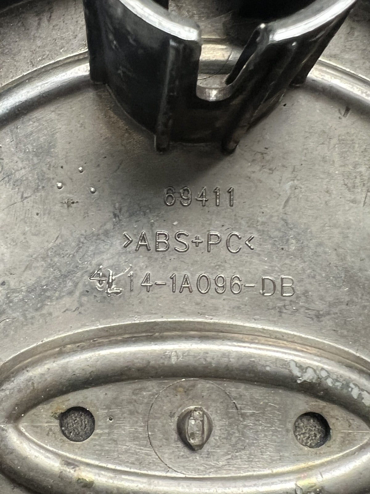 Center Cap Hubcap 4L14 1A096 DB fits 2003 2004 2005 2006 Ford Expedition