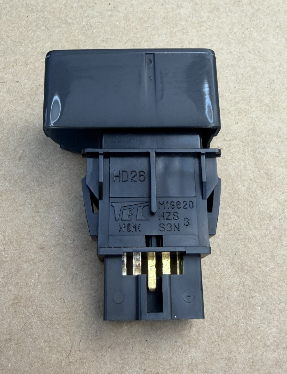 VTM 4 Lock Control Switch Button M19902 CMS S5A, M19620 fits 03-08 Honda Pilot