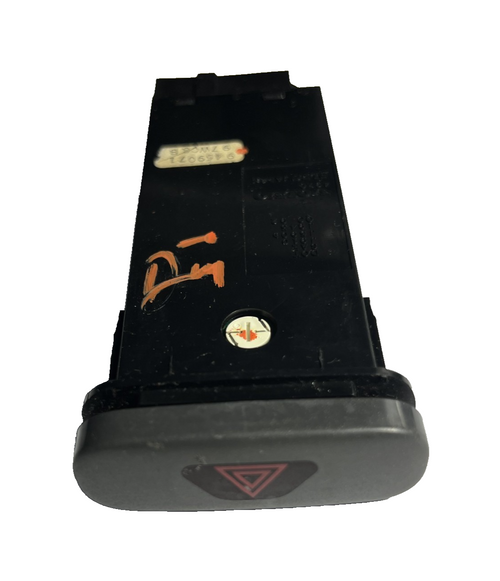 Hazard Light Flasher Switch Button 9459071 fits 1998 1999 2000 Volvo V70 S70 C70