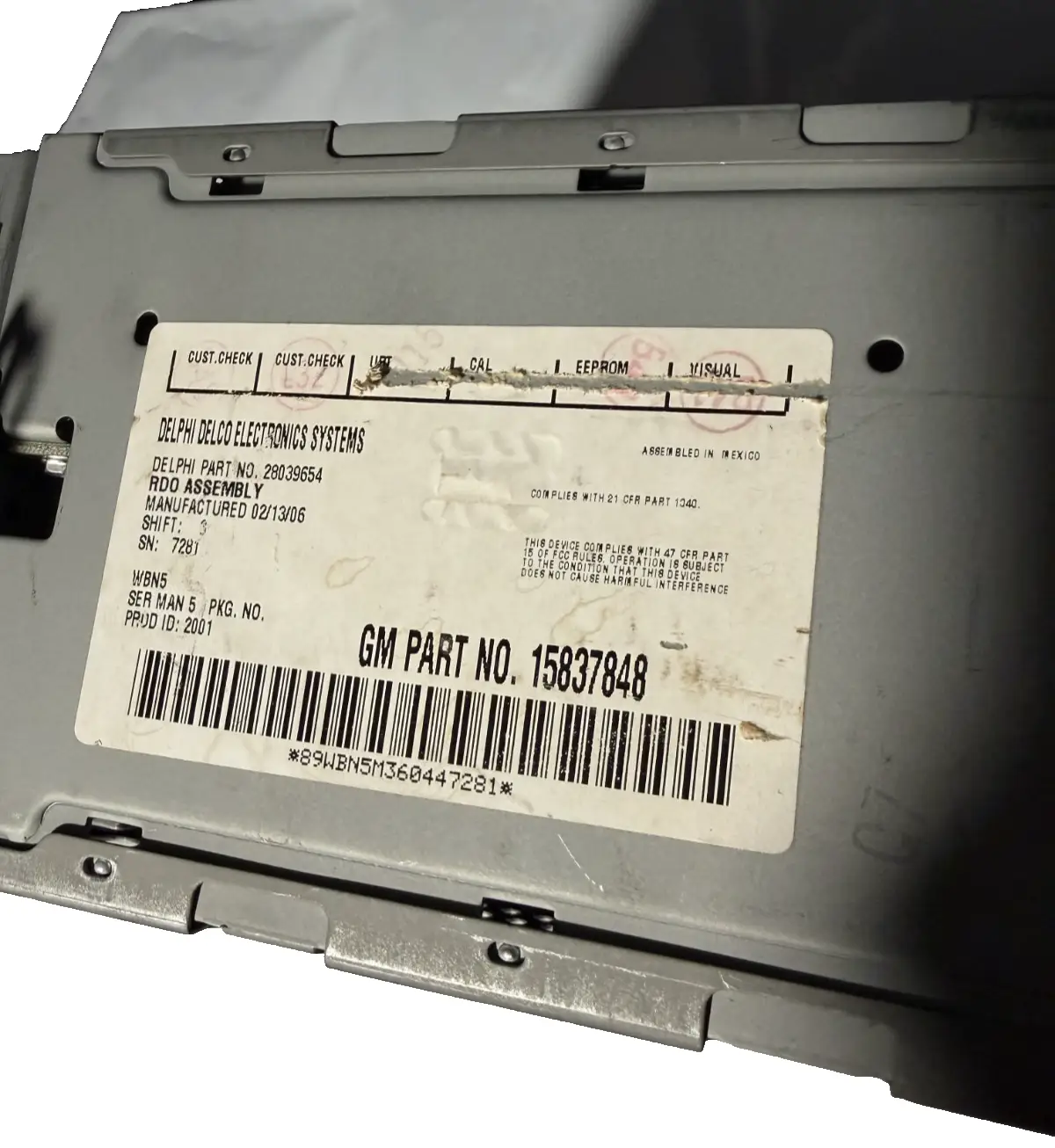 Radio AM FM Stereo MP3 CD Player Receiver 15837848 fits 05-12 Chevrolet Colorado by General Motors