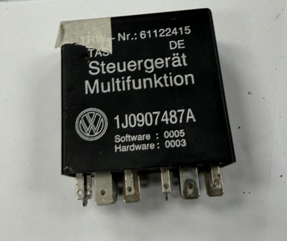 99-05 Volkswagen Jetta Multifunction Steering Relay 1J0907487A, 61122415