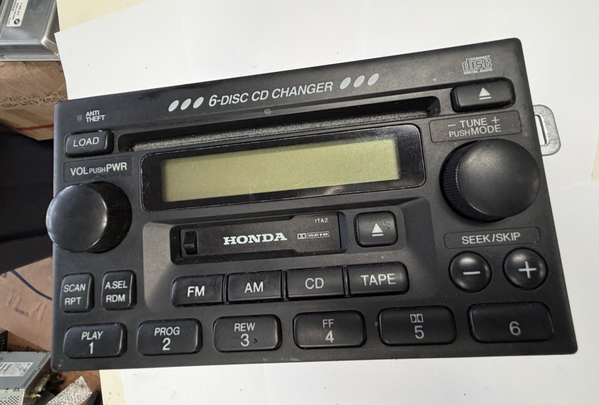 Radio 6 Disc CD Receiver AM FM 39100 S82 A300 fits 1998-2002 Honda Accord Civic by Matsushita