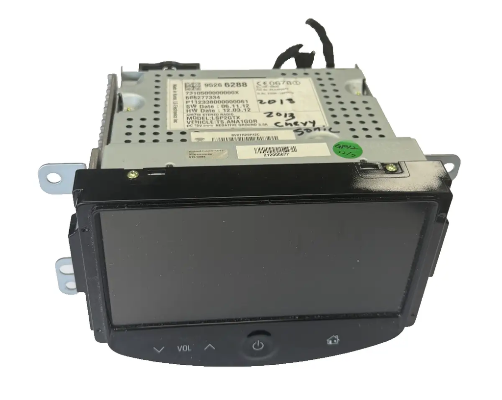 2013-2016 Chevrolet Sonic AM FM MP3 Radio Receiver Display Screen 95266288 by LG