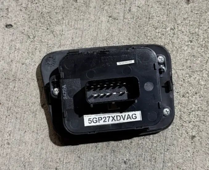 2003-2006 Jeep Liberty Master Power Window Switch 56010090AE, 5GP27XDVAG by Chrysler